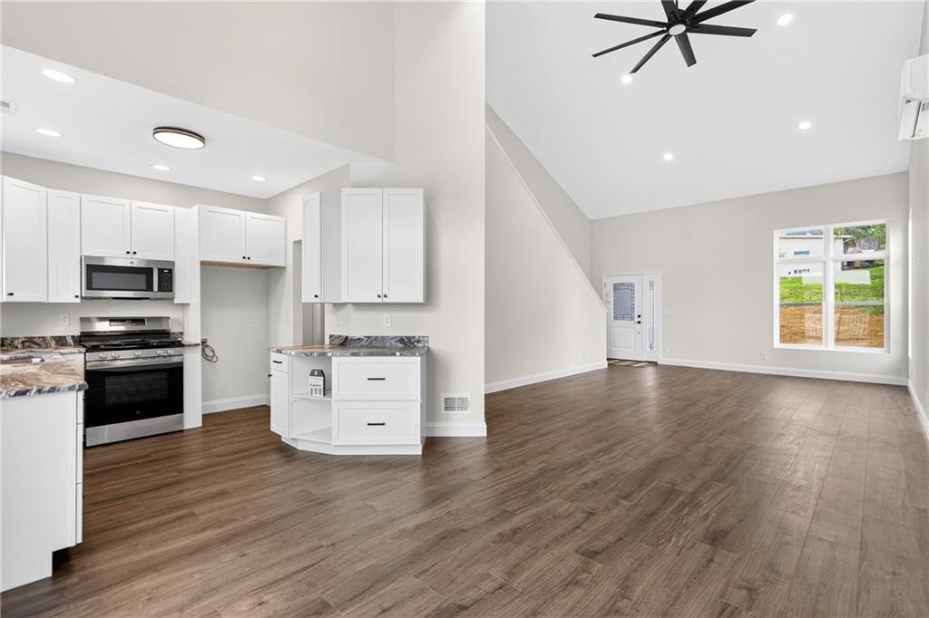 211 Reed Avenue Houston, PA 15342 - Photo 9 of 42 Gallery Image 9