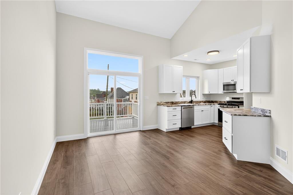 211 Reed Avenue Houston, PA 15342 - Photo 10 of 42 Gallery Image 10