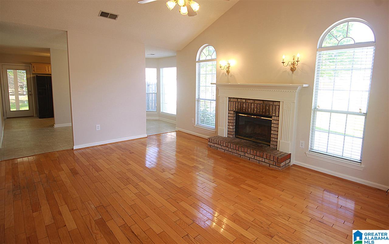 121 Park Pl Way Alabaster, AL 35007 - Photo 5 of 46
