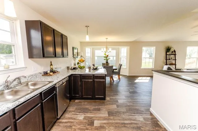 $302,285 | 179 Rivers Edge Drive, Moscow Mills, MO 63362