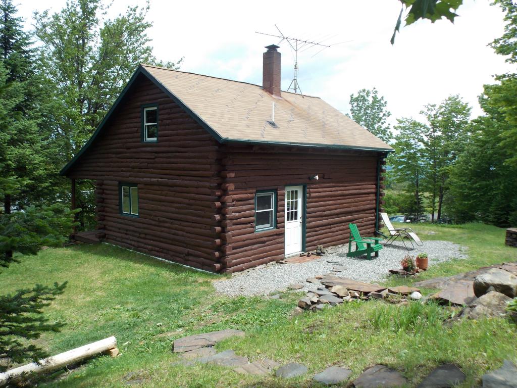 1429 Beach Hill Road Glover, VT 05875 - Photo 22 of 26