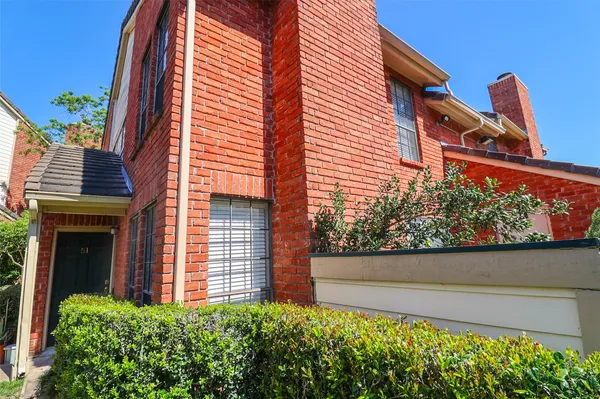 $124,900 | 2211 South Kirkwood Road, Unit 51, Houston, TX 77077