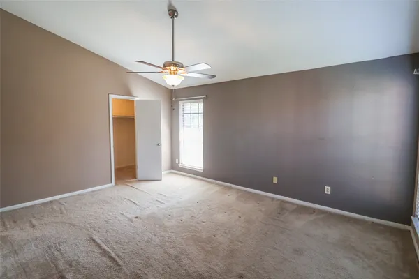 $124,900 | 2211 South Kirkwood Road, Unit 51, Houston, TX 77077