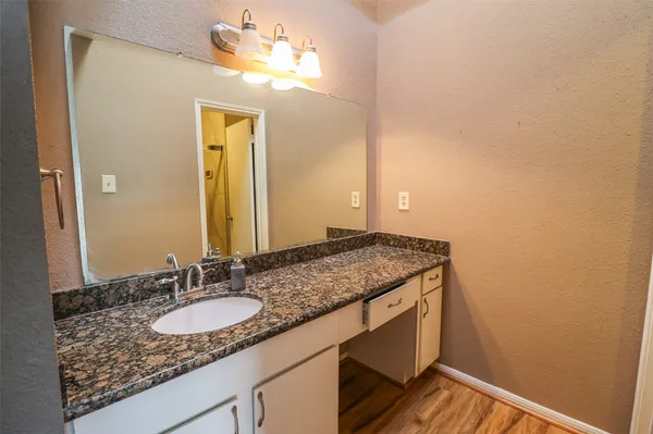$124,900 | 2211 South Kirkwood Road, Unit 51, Houston, TX 77077
