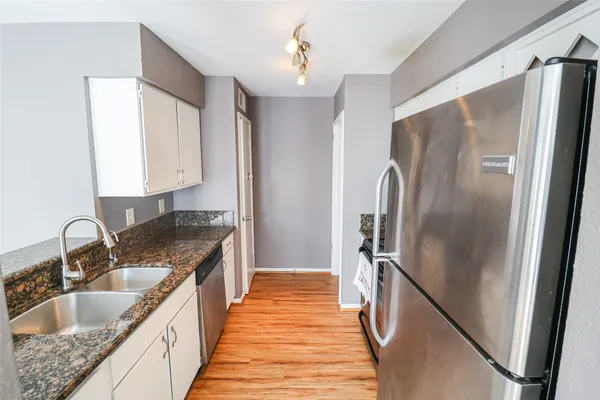 $124,900 | 2211 South Kirkwood Road, Unit 51, Houston, TX 77077