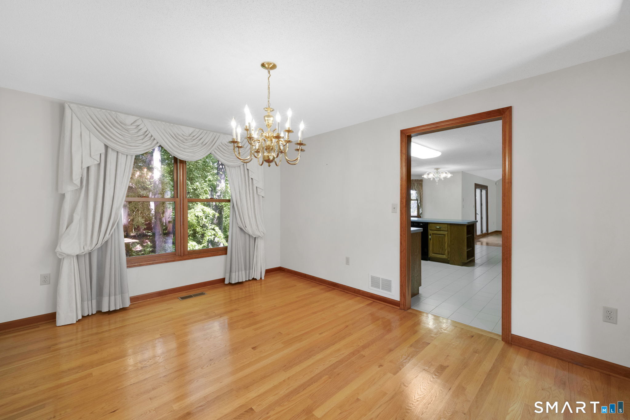 23 A Country Way Wallingford, CT 06492 - Photo 7 of 36