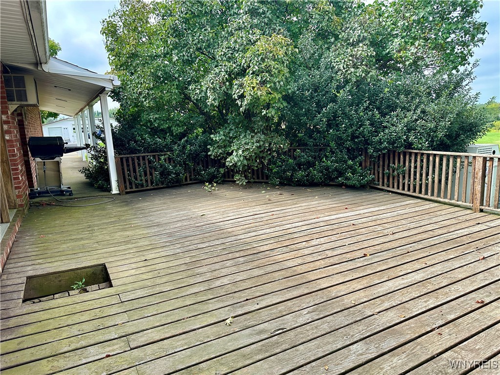 1745 Highway 78 Java, NY 14082 - Photo 24 of 49 Single family residence - deck