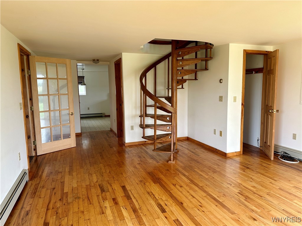 1745 Highway 78 Java, NY 14082 - Photo 38 of 49 Cottage -living room