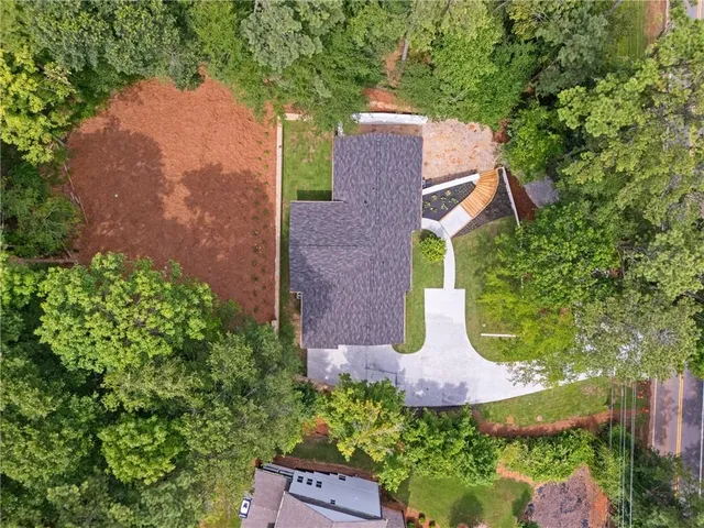 $899,000 | 670 Riverside Road, Roswell, GA 30075