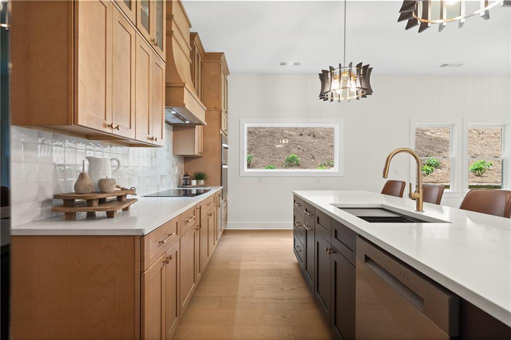 670 Riverside Road Roswell, GA 30075 - Photo 12 of 53