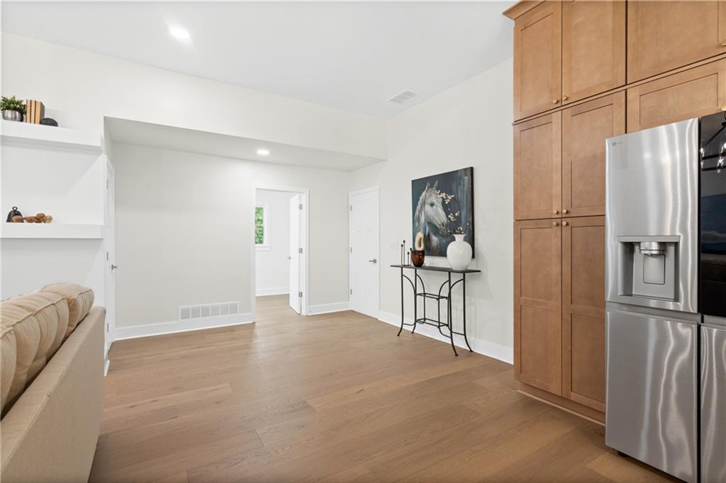 670 Riverside Road Roswell, GA 30075 - Photo 17 of 53