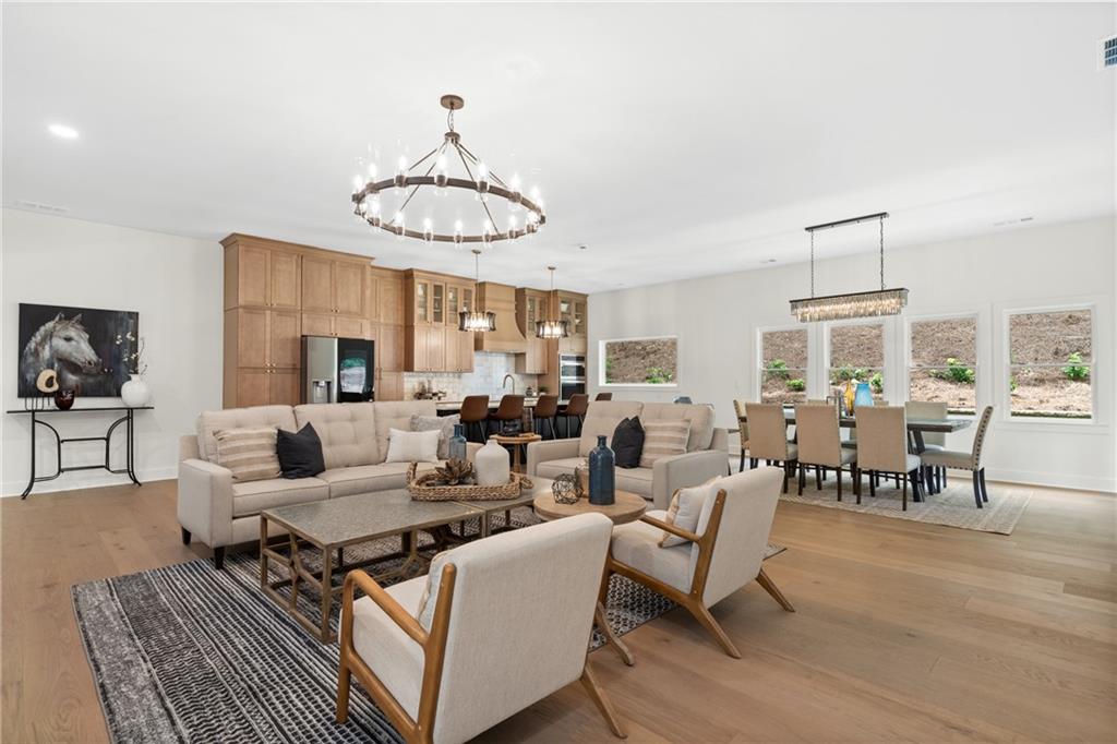 670 Riverside Road Roswell, GA 30075 - Photo 2 of 53