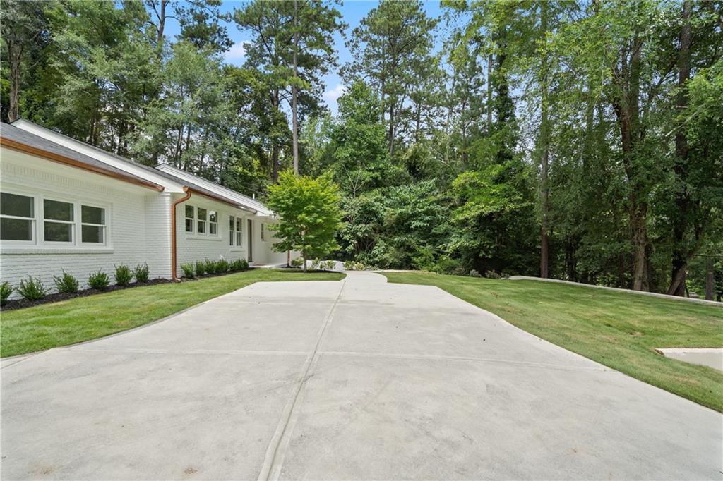 670 Riverside Road Roswell, GA 30075 - Photo 49 of 53