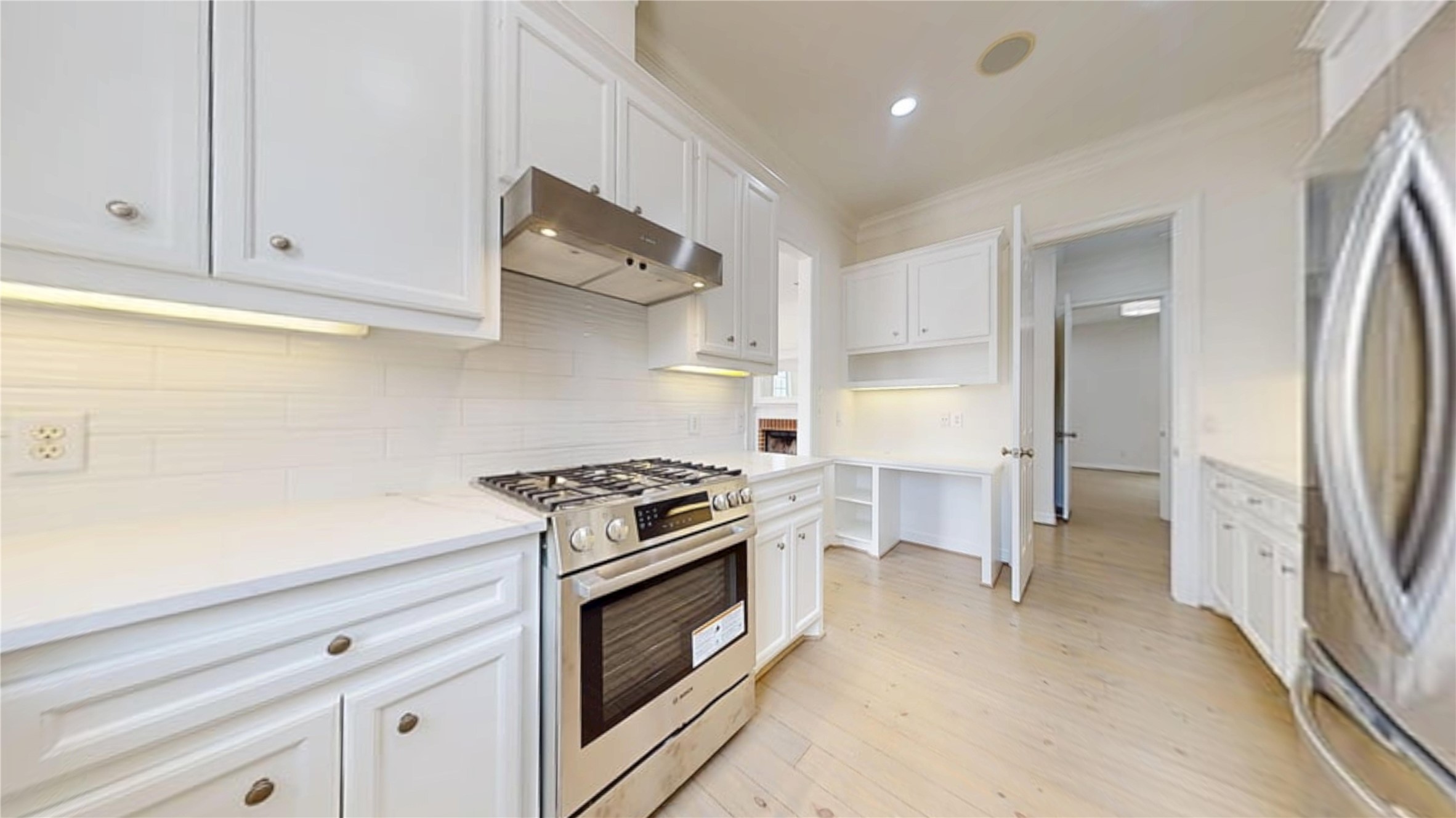 4050 Dumbarton Street Houston, TX 77025 - Photo 11 of 48 Total Kitchen Remodel with Bosch Appliance Package.