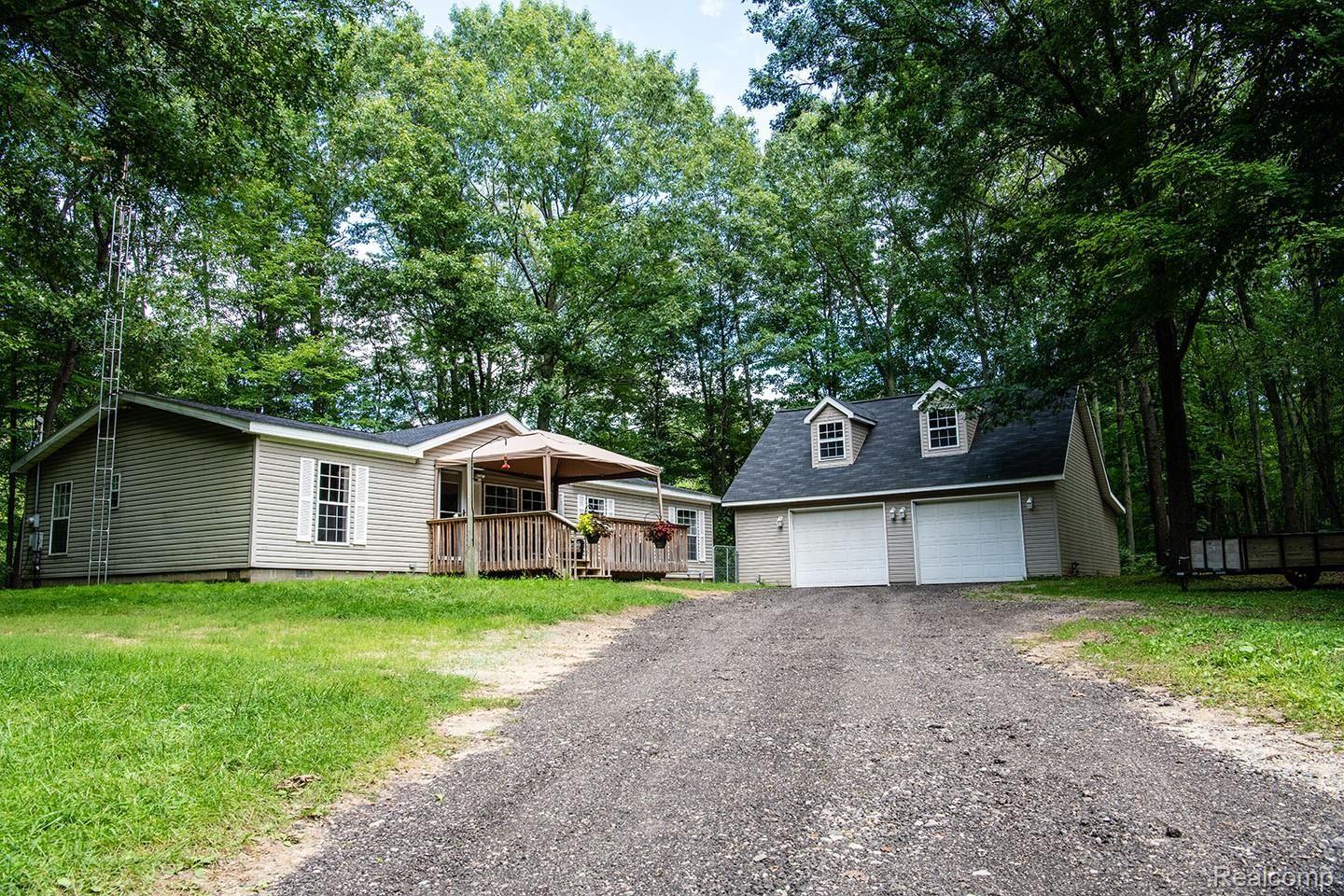 5448 Rood Road Holly, MI 48442 - Photo 1 of 30 1.jpg