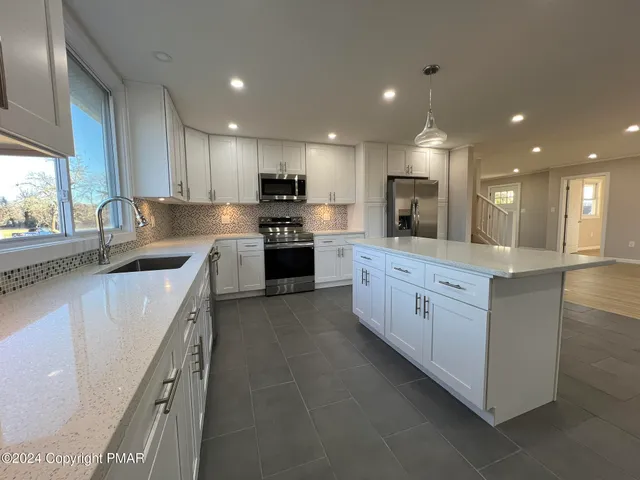 $2,600 | 1652 Bonser Road, Saylorsburg, PA 18353