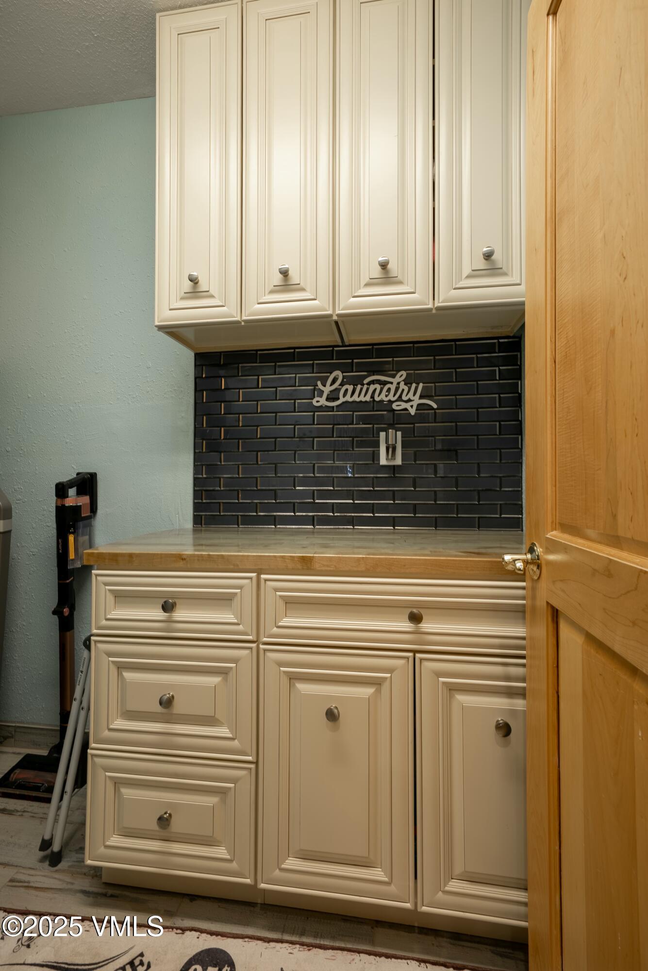 311 Hackamore Road, Unit A Edwards, CO 81632 - Photo 17 of 25 LAUNDRY ROOM