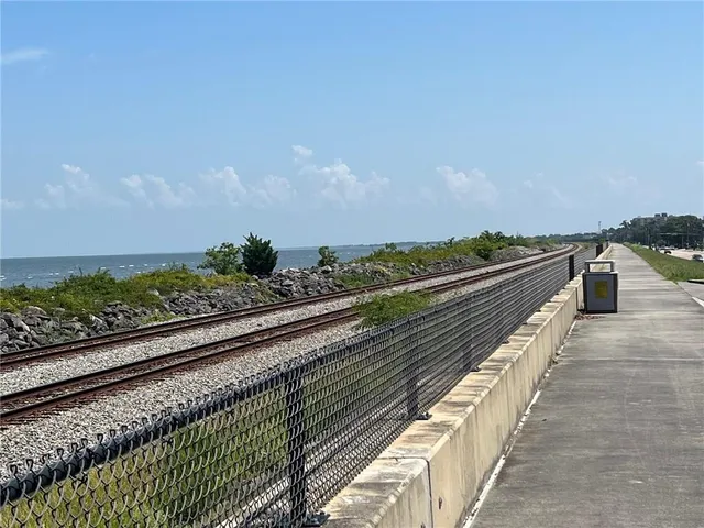 $2,500 | 7924 Hayne Boulevard, New Orleans, LA 70126