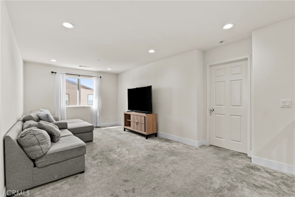 30342 Singer Lane Menifee, CA 92584 - Photo 15 of 48 Loft