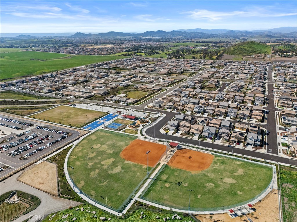 30342 Singer Lane Menifee, CA 92584 - Photo 40 of 48