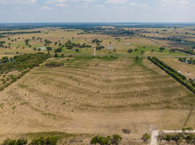 a view of an ocean and beach