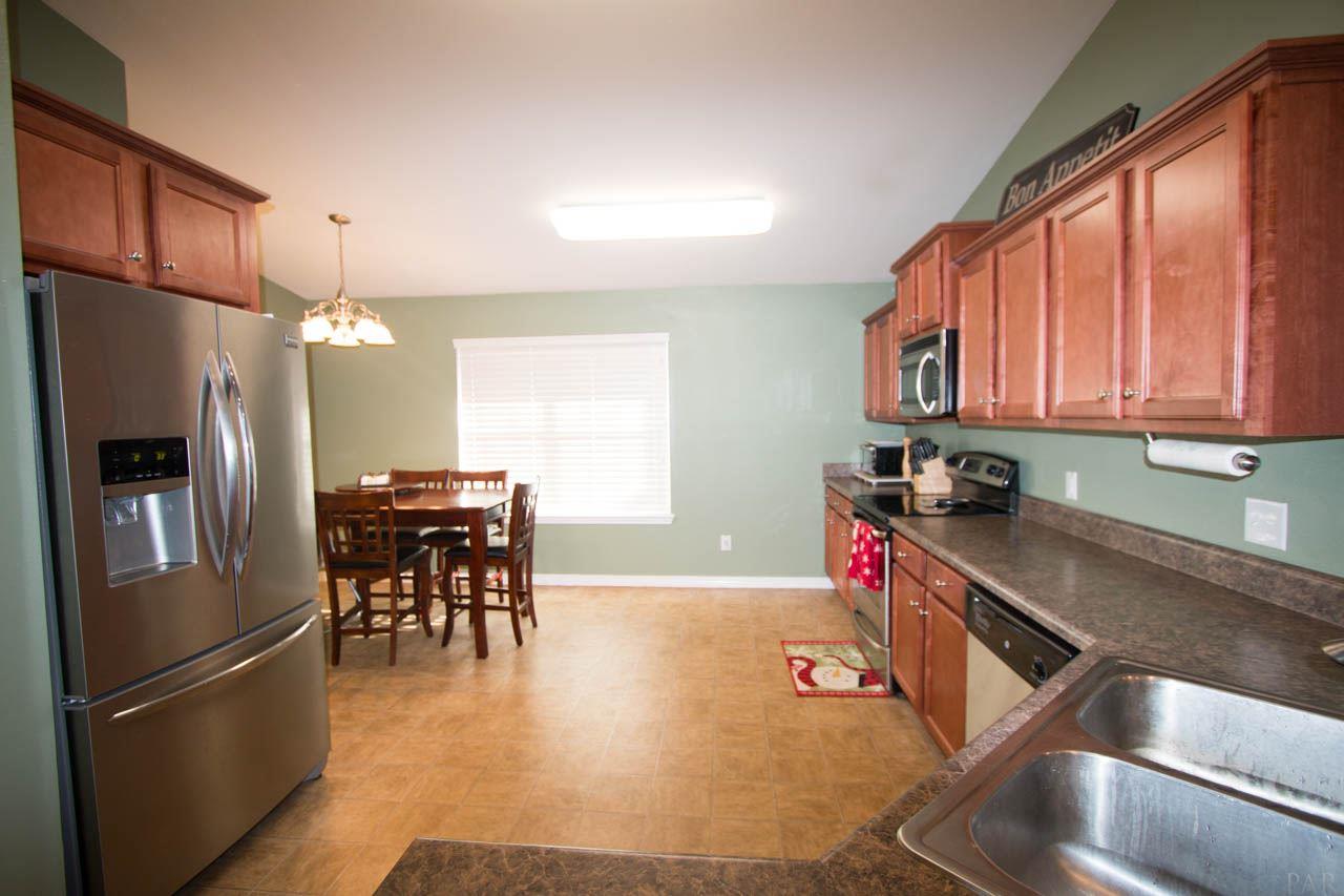 1233 Wetherby Road Pensacola, FL 32534 - Photo 12 of 29 Gallery Image 12