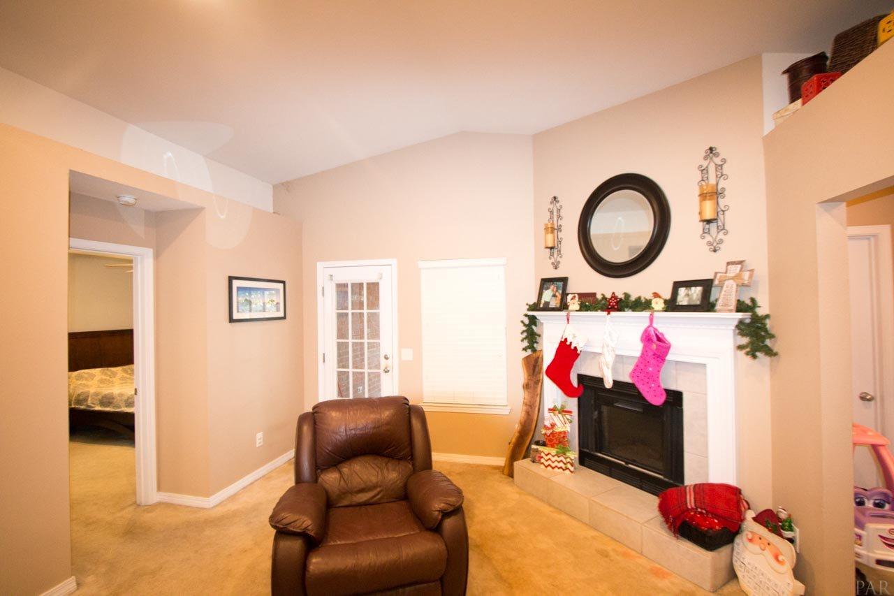 1233 Wetherby Road Pensacola, FL 32534 - Photo 3 of 29 Gallery Image 3