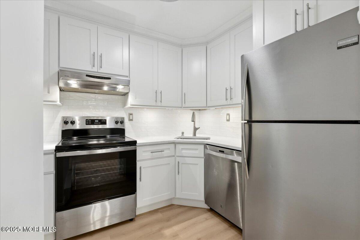 87 Arrowood Road, Unit D Manalapan, NJ 07726 - Photo 1 of 18 09-Image-11