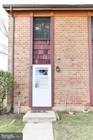 $2,300 | 6556 Frietchie Row, Columbia, MD 21045