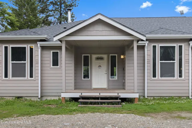 $935,000 | 53 Koyokuk Trail, Spirit Lake, ID 83869