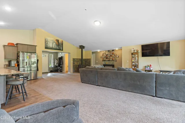 $935,000 | 53 Koyokuk Trail, Spirit Lake, ID 83869