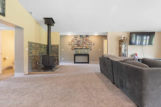 $935,000 | 53 Koyokuk Trail, Spirit Lake, ID 83869