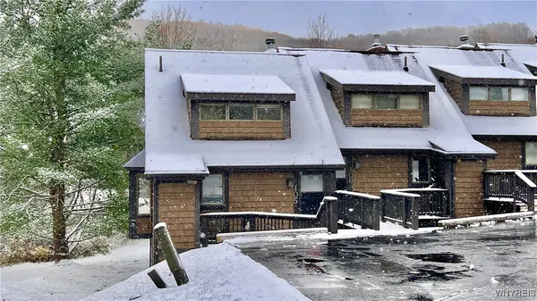 $484,900 | 105 Brookline, Ellicottville, NY 14731