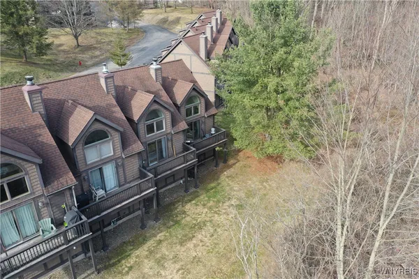 $484,900 | 105 Brookline, Ellicottville, NY 14731
