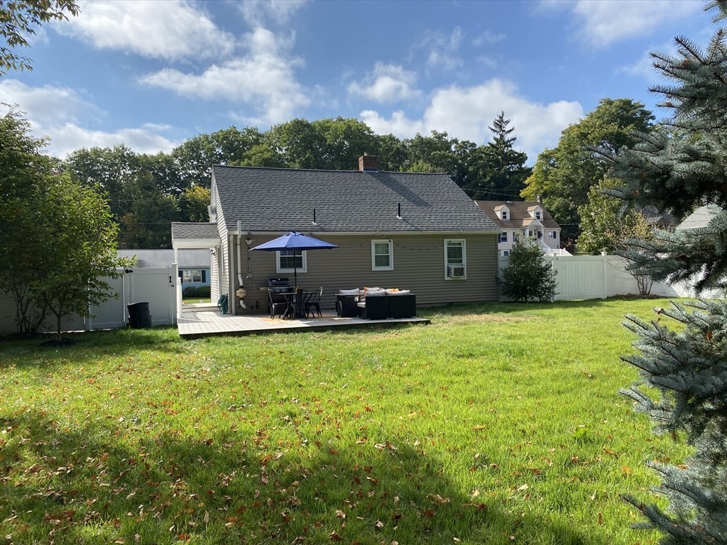 40 Hunnewell Road Worcester, MA 01606 - Photo 4 of 21 Gallery Image 4