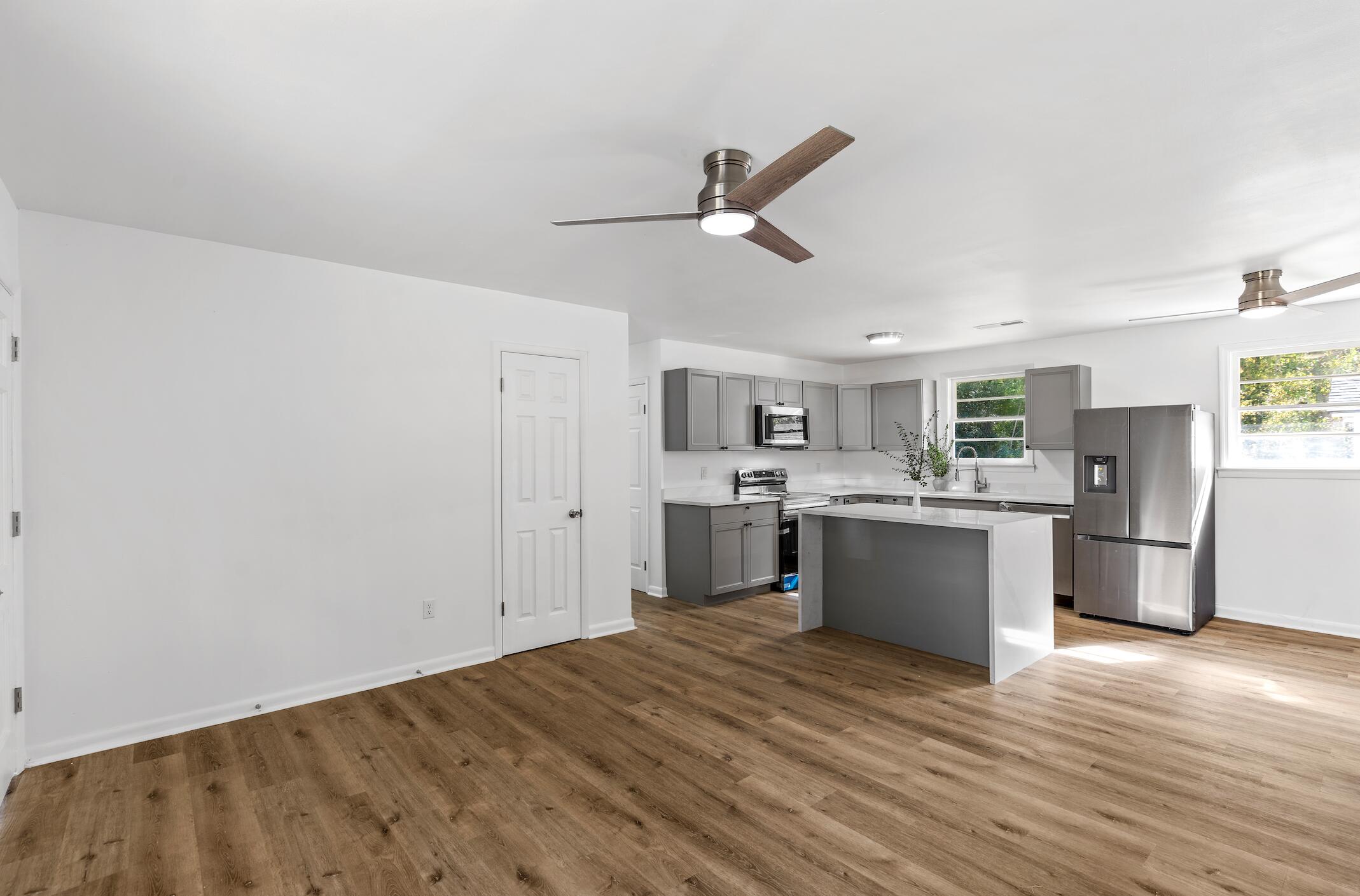 3219 Bonanza Road Charleston, SC 29414 - Photo 6 of 20 Screen Shot 2024-10-24 at 10.52.03 PM