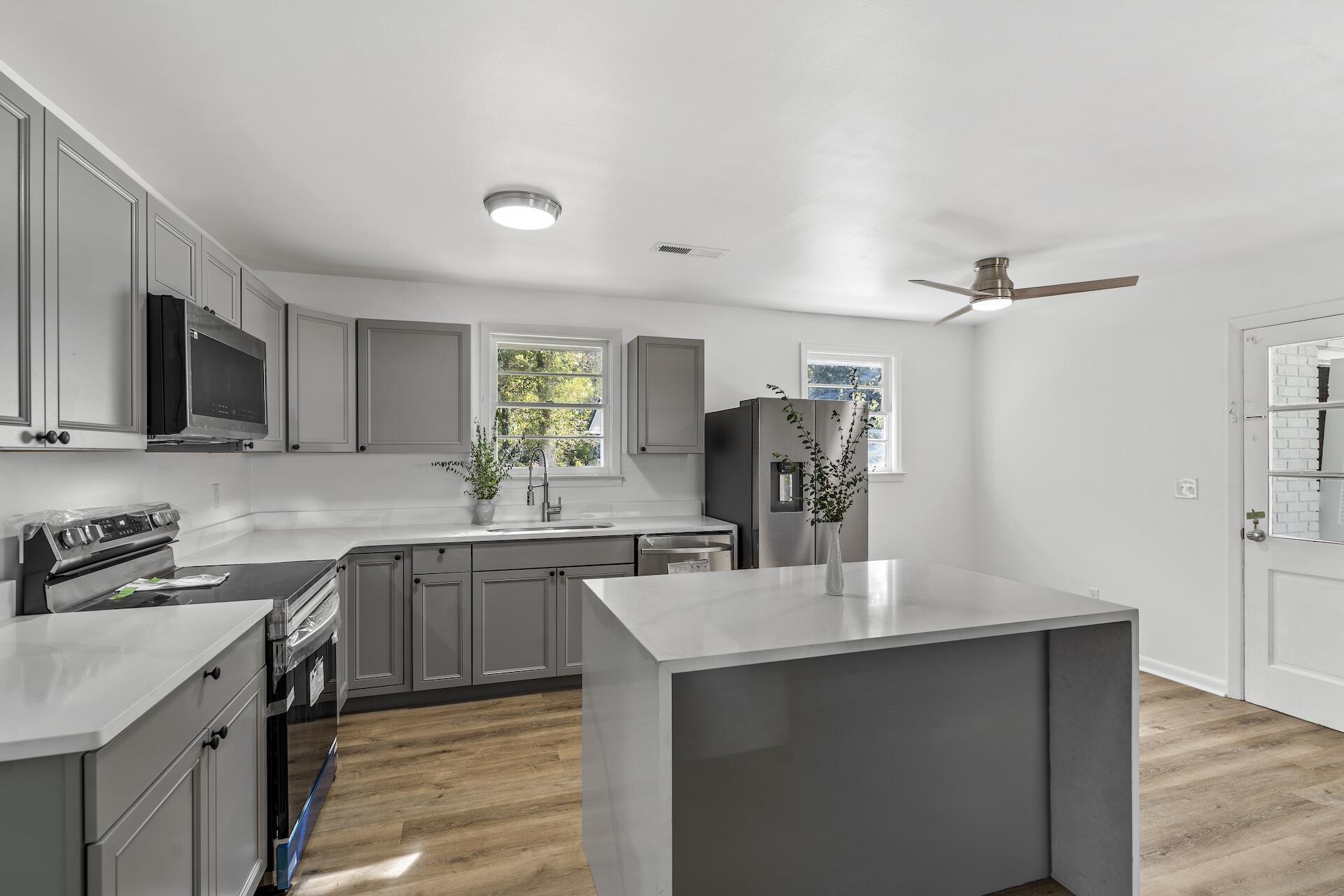 3219 Bonanza Road Charleston, SC 29414 - Photo 9 of 20 SDH04880