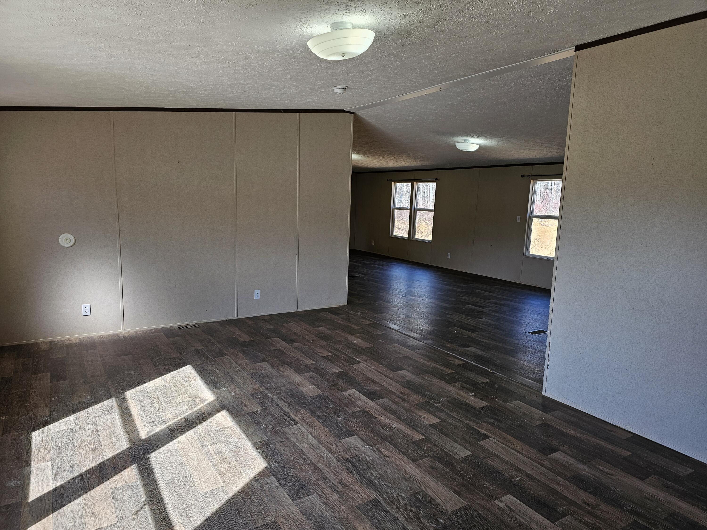 10866 Red Bird Road Williamsburg, KY 40769 - Photo 11 of 40 1000037192
