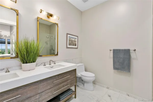 $5,999 | 990 Corporate Drive, Unit 412, Westbury, NY 11590