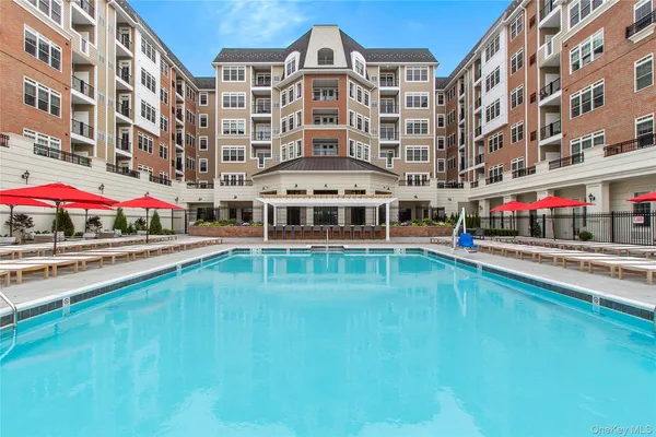 $5,999 | 990 Corporate Drive, Unit 412, Westbury, NY 11590