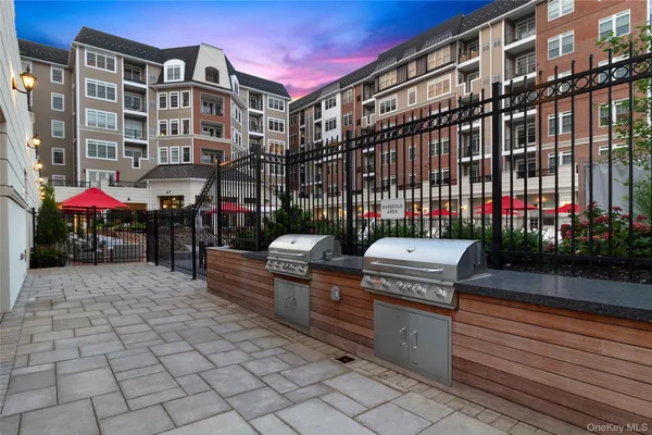 $5,999 | 990 Corporate Drive, Unit 412, Westbury, NY 11590