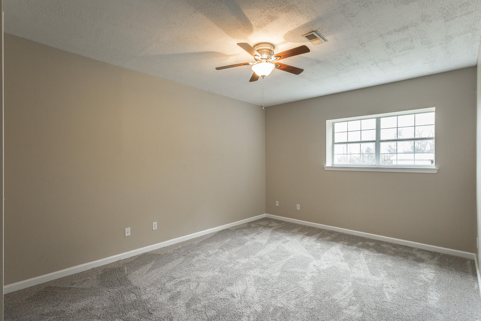 722 Wilson Loop Cohutta, GA 30710 - Photo 36 of 78 722 Wilson Loop KB-33