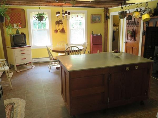 92 Simon Keets Road Leyden, MA 01337 - Photo 10 of 27 Gallery Image 10