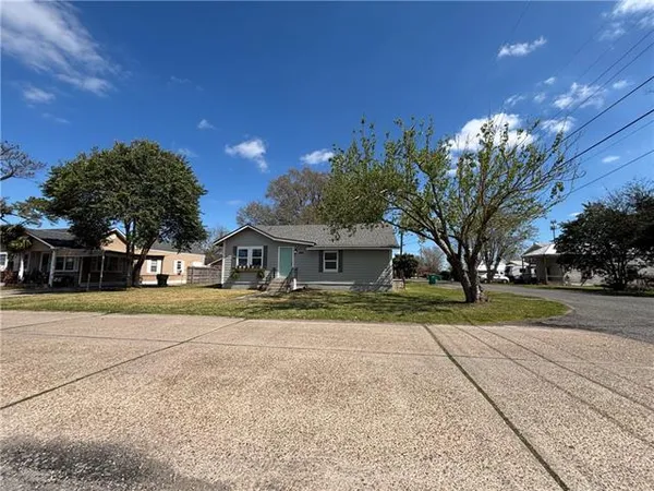 $198,000 | 2220 South Central Street, Lutcher, LA 70071