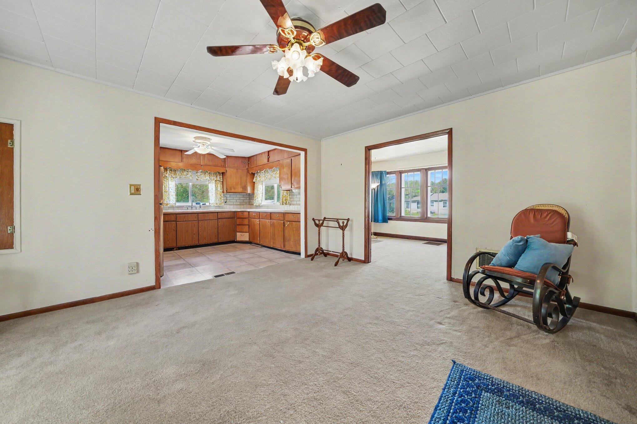 315 Pine Street Decatur, MI 49045 - Photo 11 of 31 007_file_3351