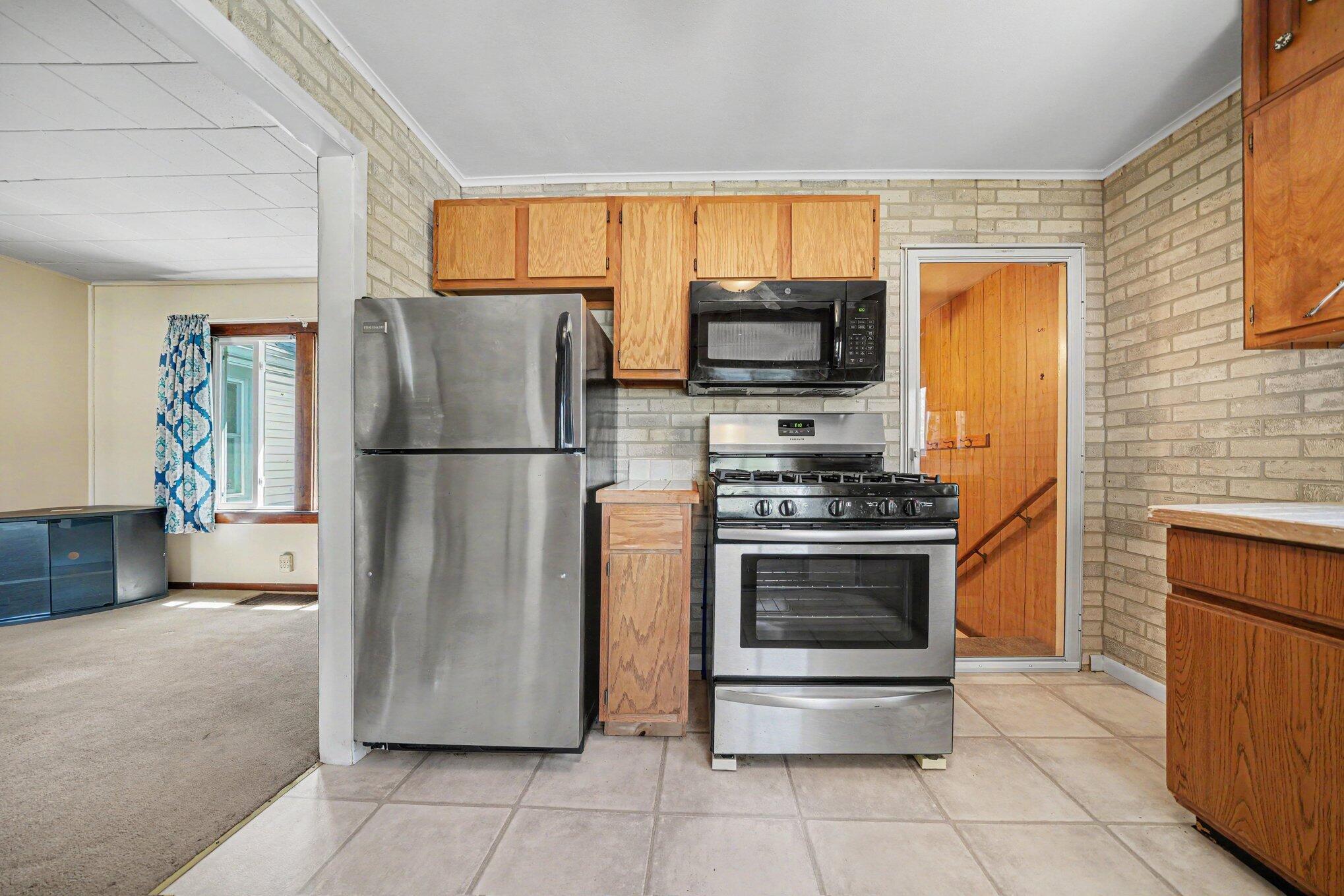 315 Pine Street Decatur, MI 49045 - Photo 13 of 31 009_file_3961