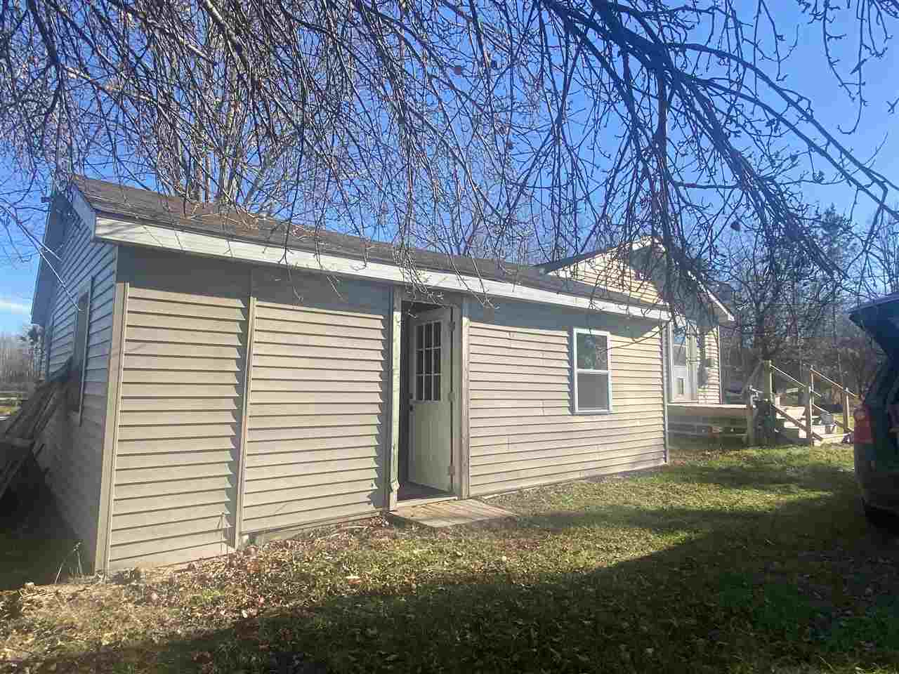 4899 Peterson Road Beaverton, MI 48612 - Photo 13 of 20 50061512-12.JPG