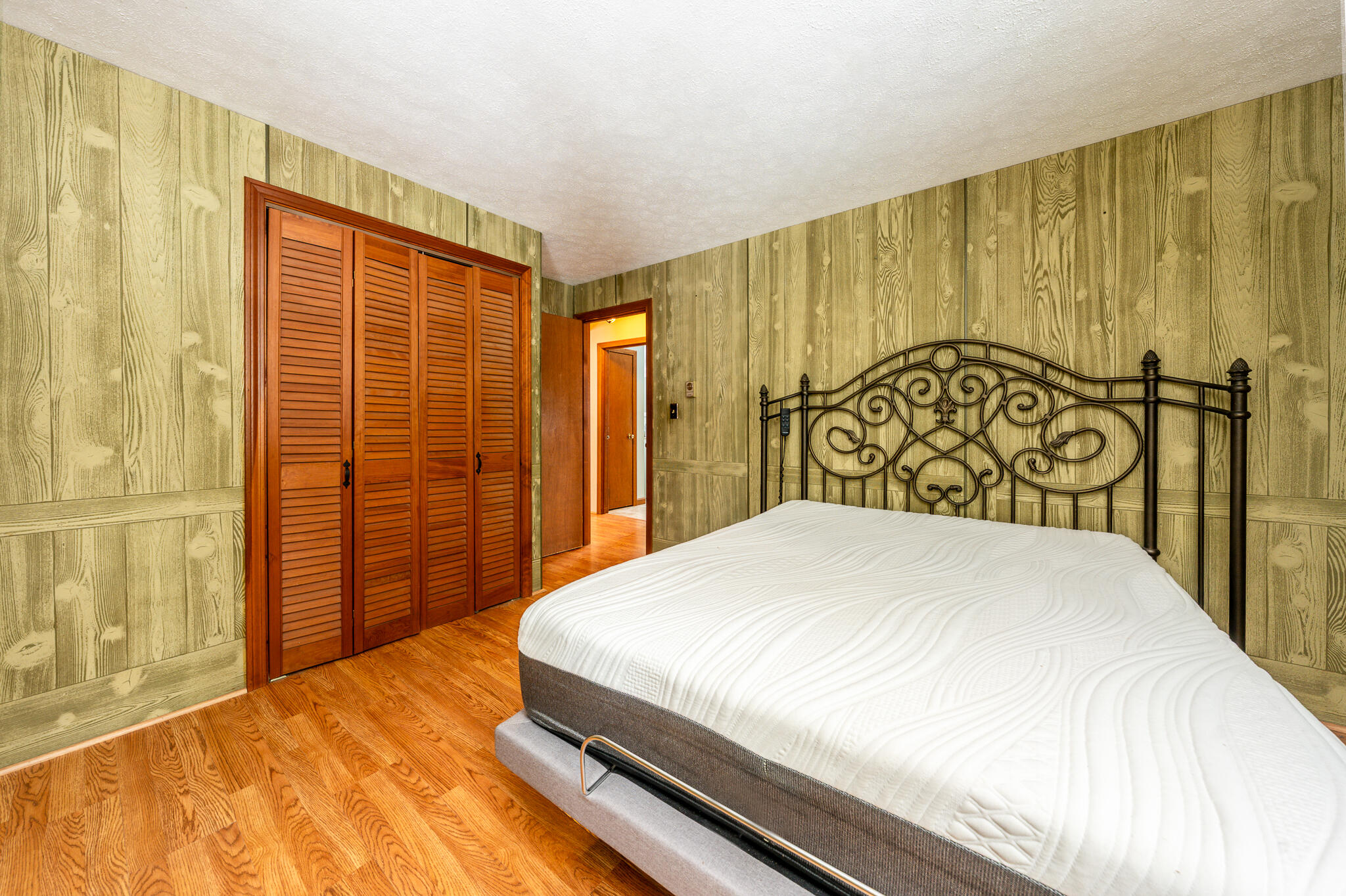 13 Rogers Road Harwich, MA 02645 - Photo 17 of 25 1stbedroom2