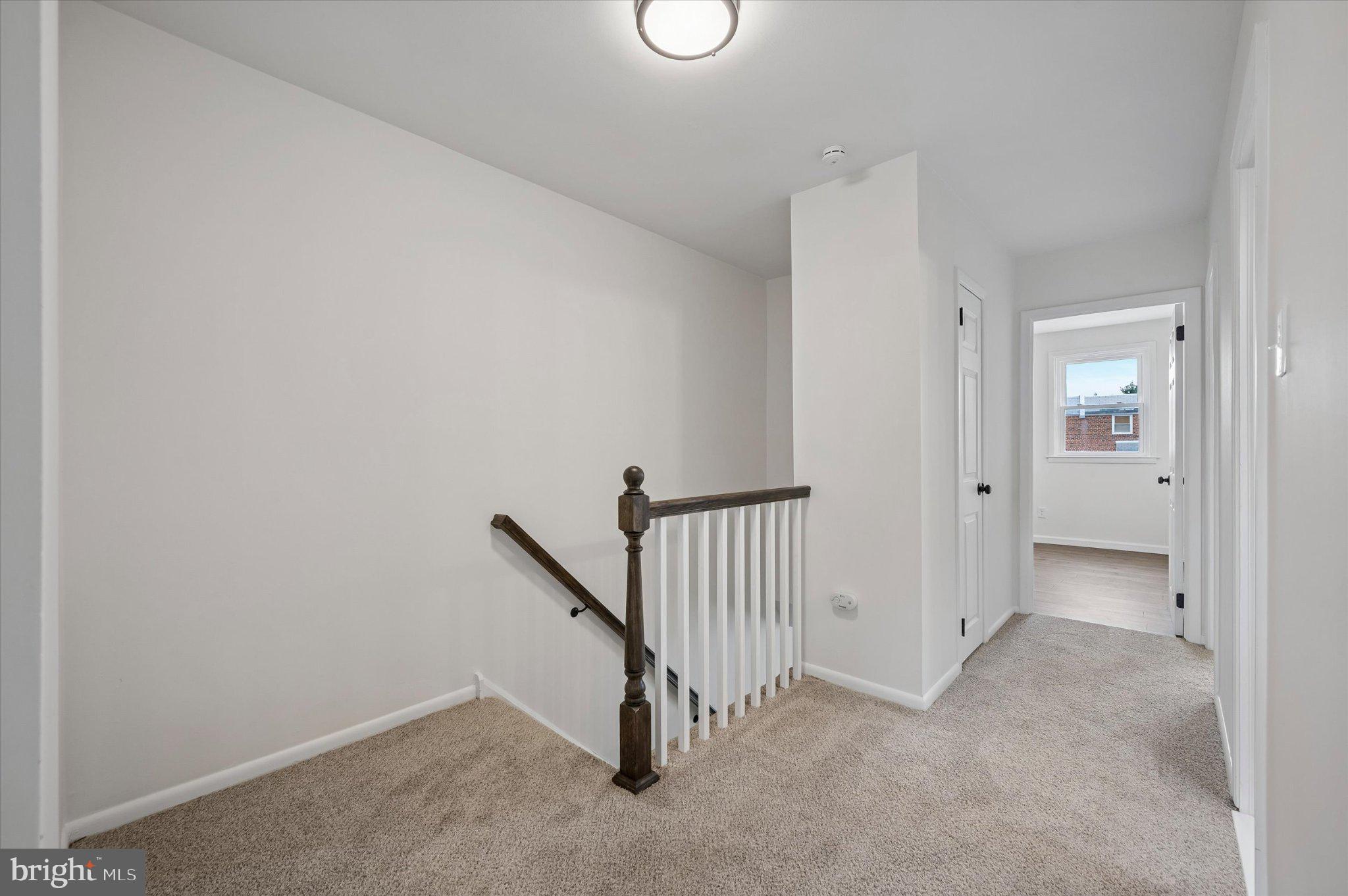3344 Kayford Circle Philadelphia, PA 19114 - Photo 12 of 25 Bright and inviting hallway retreat.