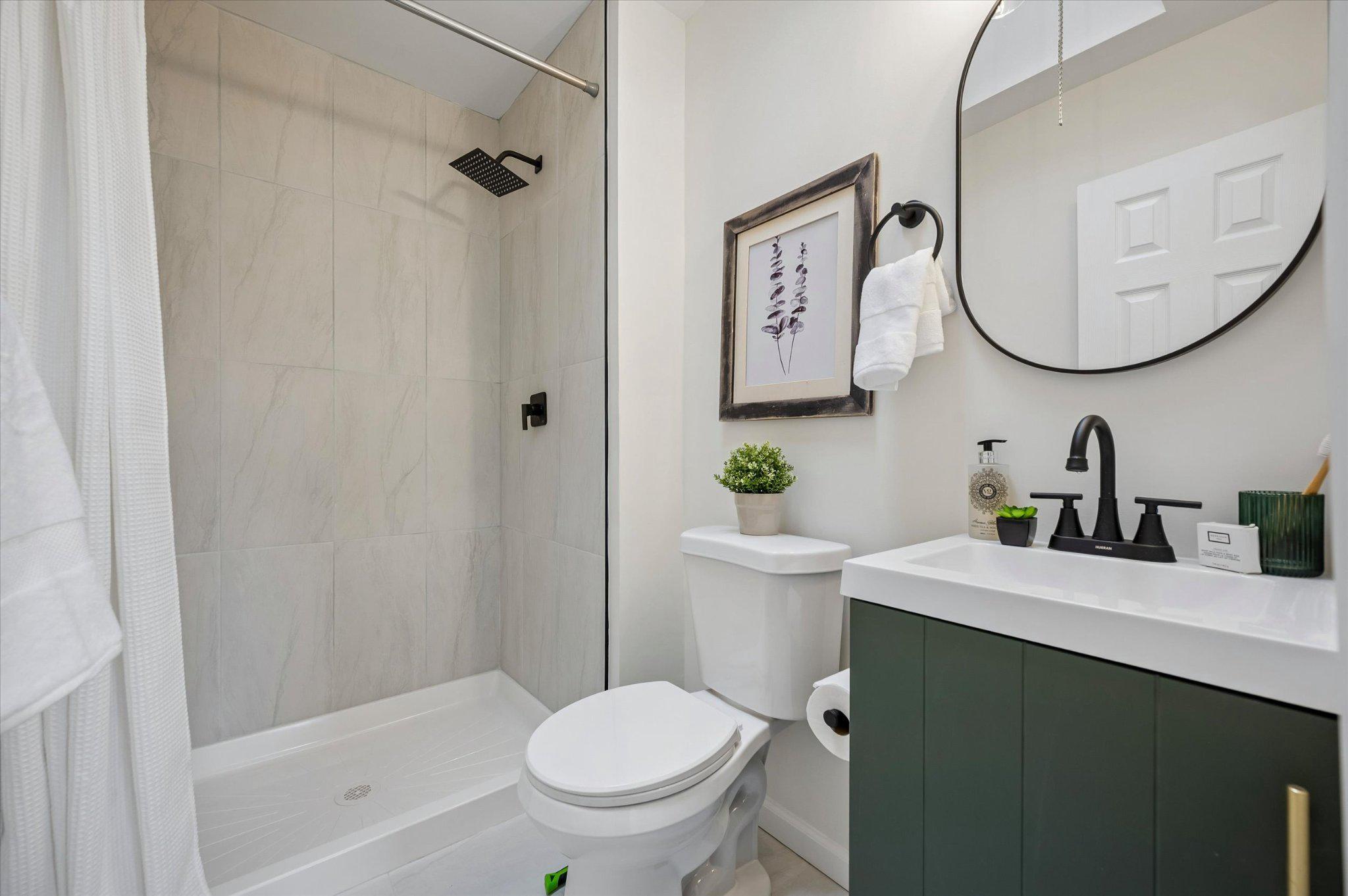 3344 Kayford Circle Philadelphia, PA 19114 - Photo 15 of 25 Primary Bathroom
